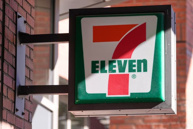 7-ELEVEN-CIERRES