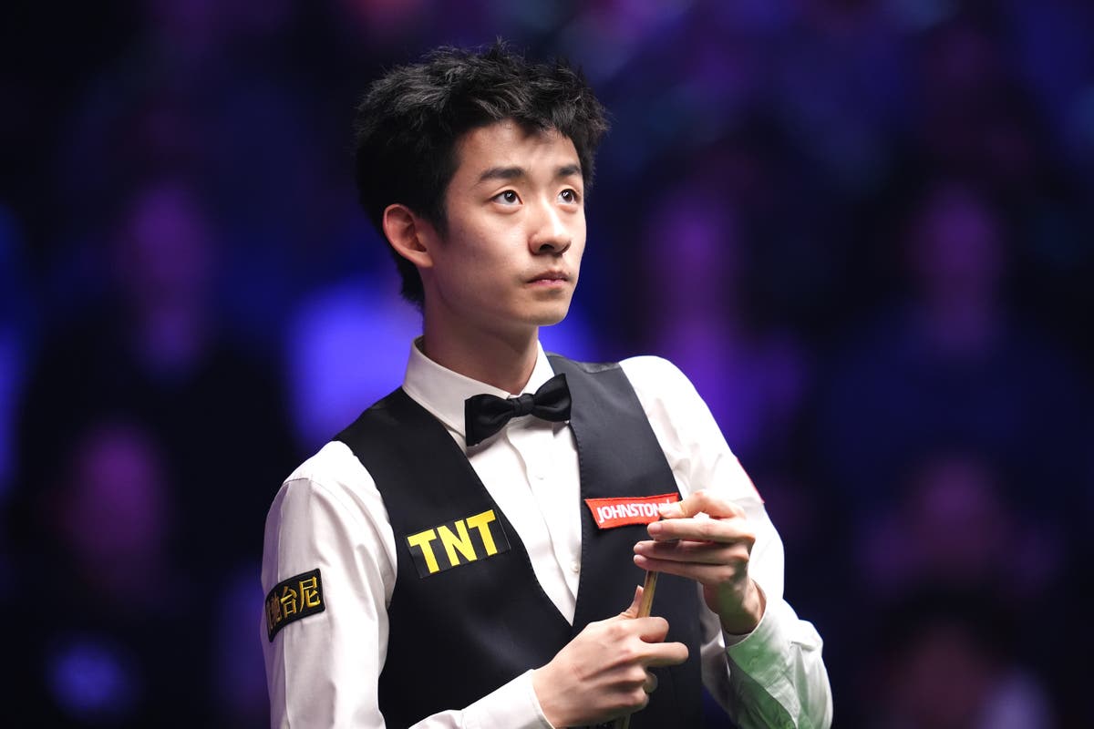 Wu Yize takes 10-7 lead over Shaun Murphy in World Snooker Championship final — image 5