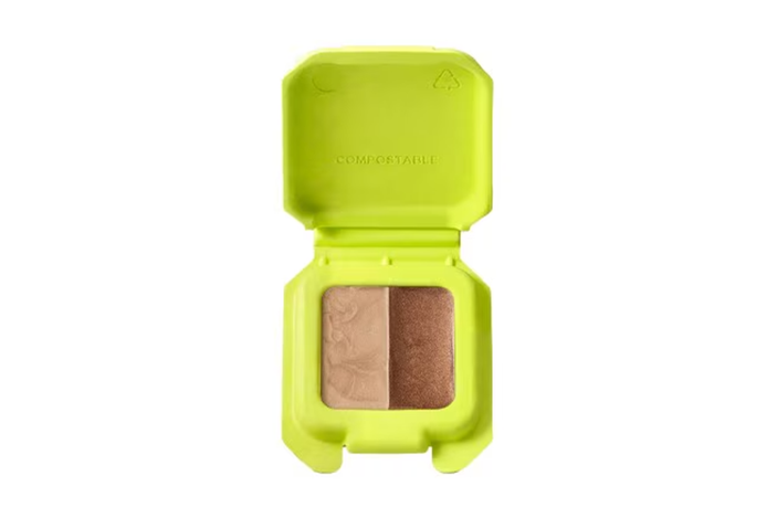 Half Magic Beauty beam trap illuminating balm