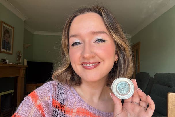 Half Magic Beauty glitterpuck pressed glitter