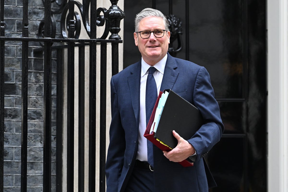 Starmer summons X, TikTok and Meta bosses to No 10 as he pushes for further action on child safety online