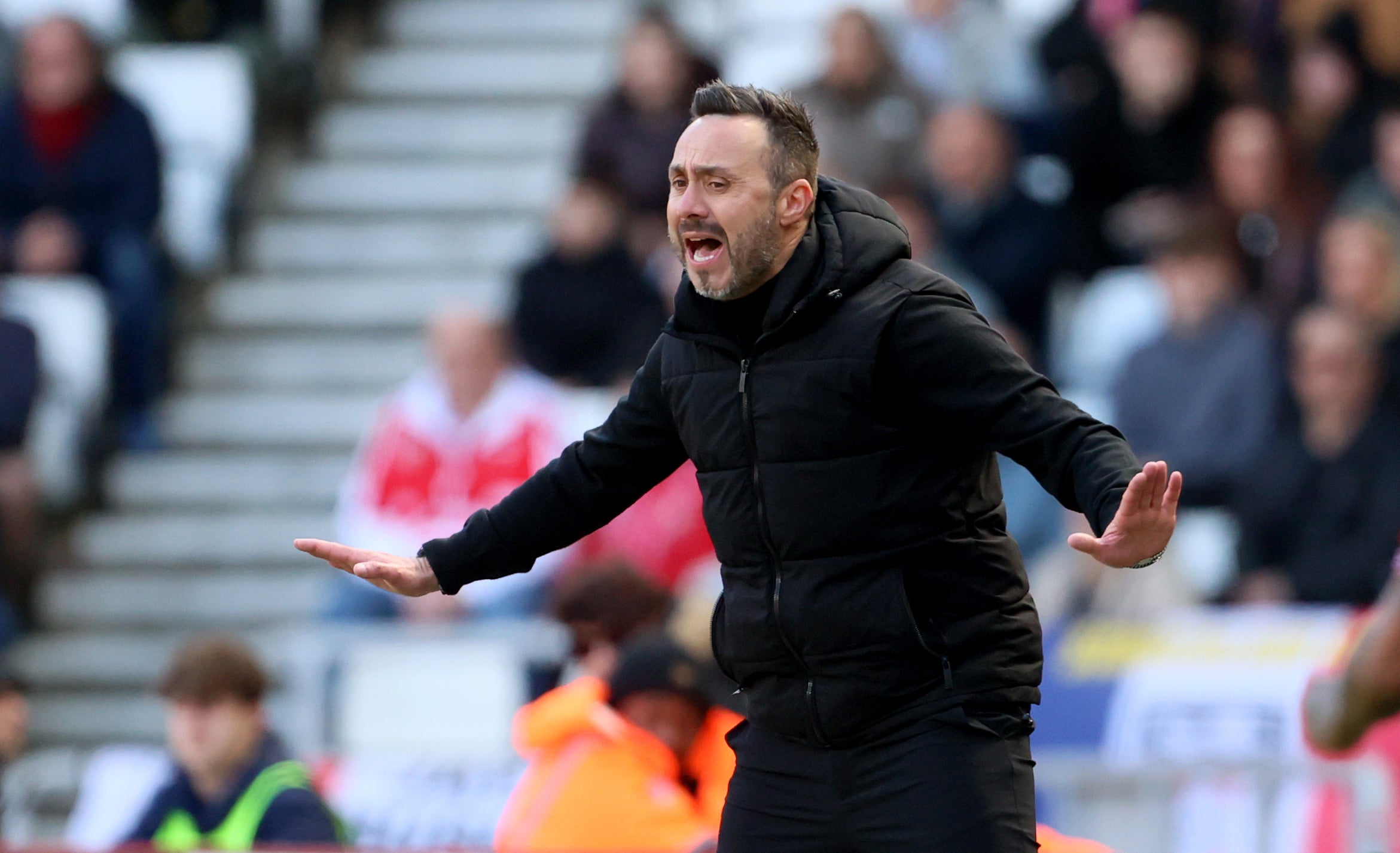 Roberto De Zerbi during his maiden Tottenham outing at Sunderland