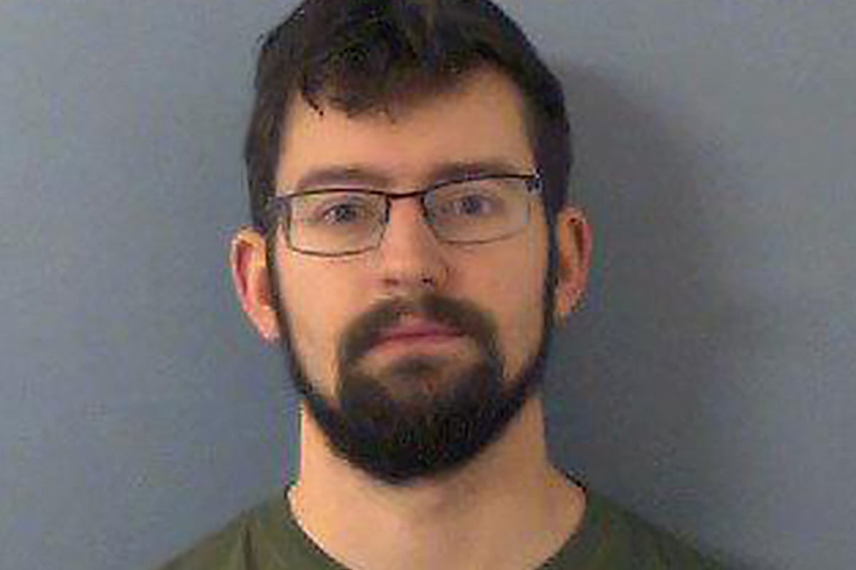 Benjamin Field, jailed for murder of university lecturer Peter Farquhar, has conviction overturned – UK Times Benjamin Field, jailed for murder of university lecturer Peter Farquhar, has conviction overturned – UK Times