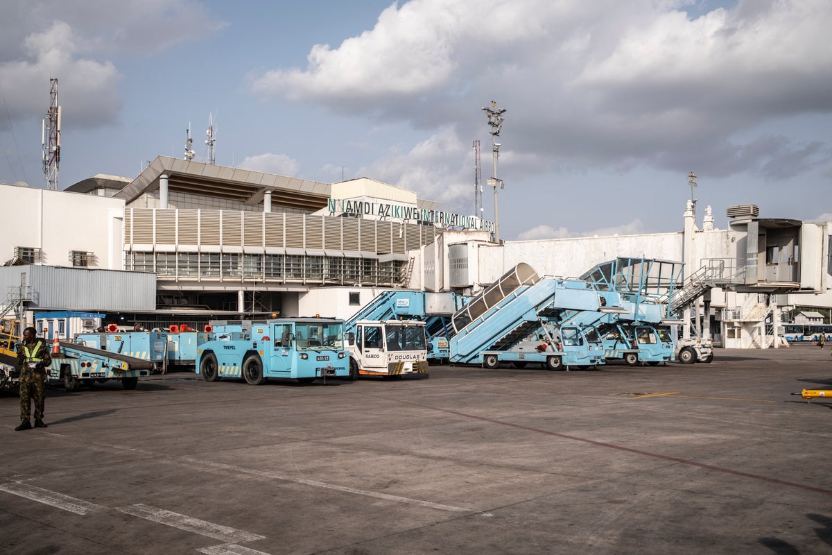 Airlines threaten to halt flights within days over soaring jet fuel prices