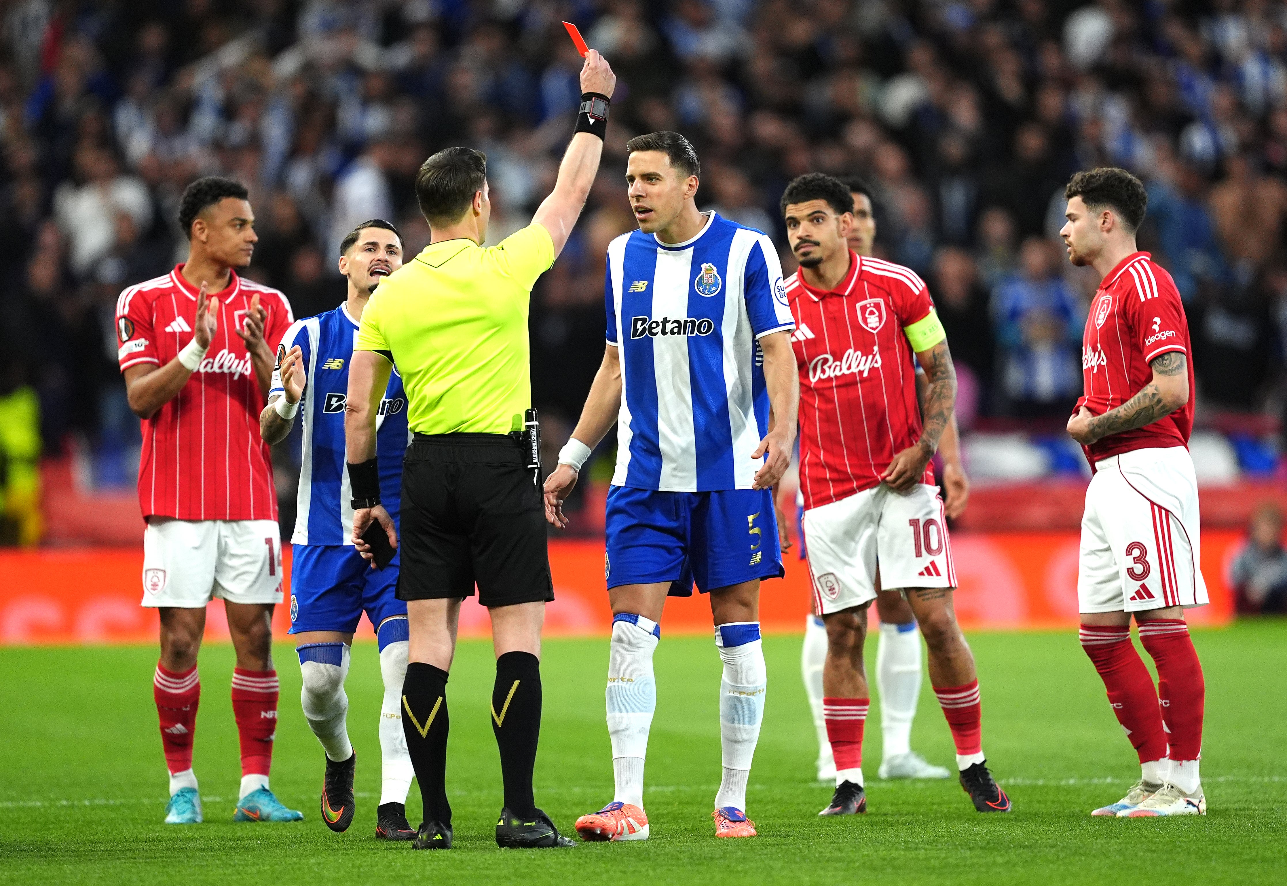Jan Bednarek's early red card gave Forest an advantage in the game