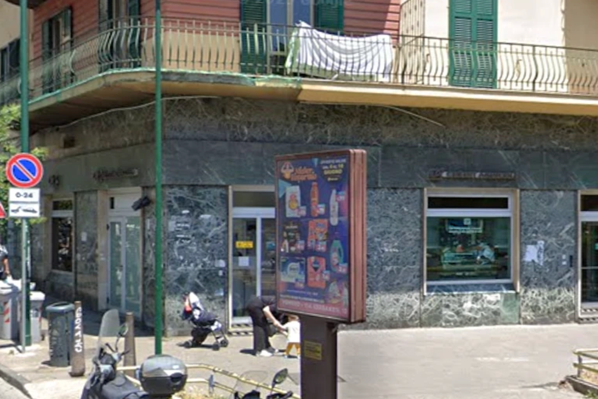 The Hollow Echo Under Via Mezzocannone