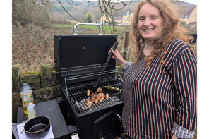 best charcoal bbq indybest review Vonhaus XL American BBQ with smoker