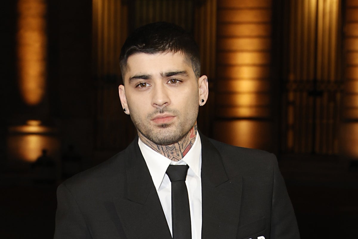 Zayn Malik hospitalized day of album release and thanks nurses and cardiologist – UK Times Zayn Malik hospitalized day of album release and thanks nurses and cardiologist – UK Times
