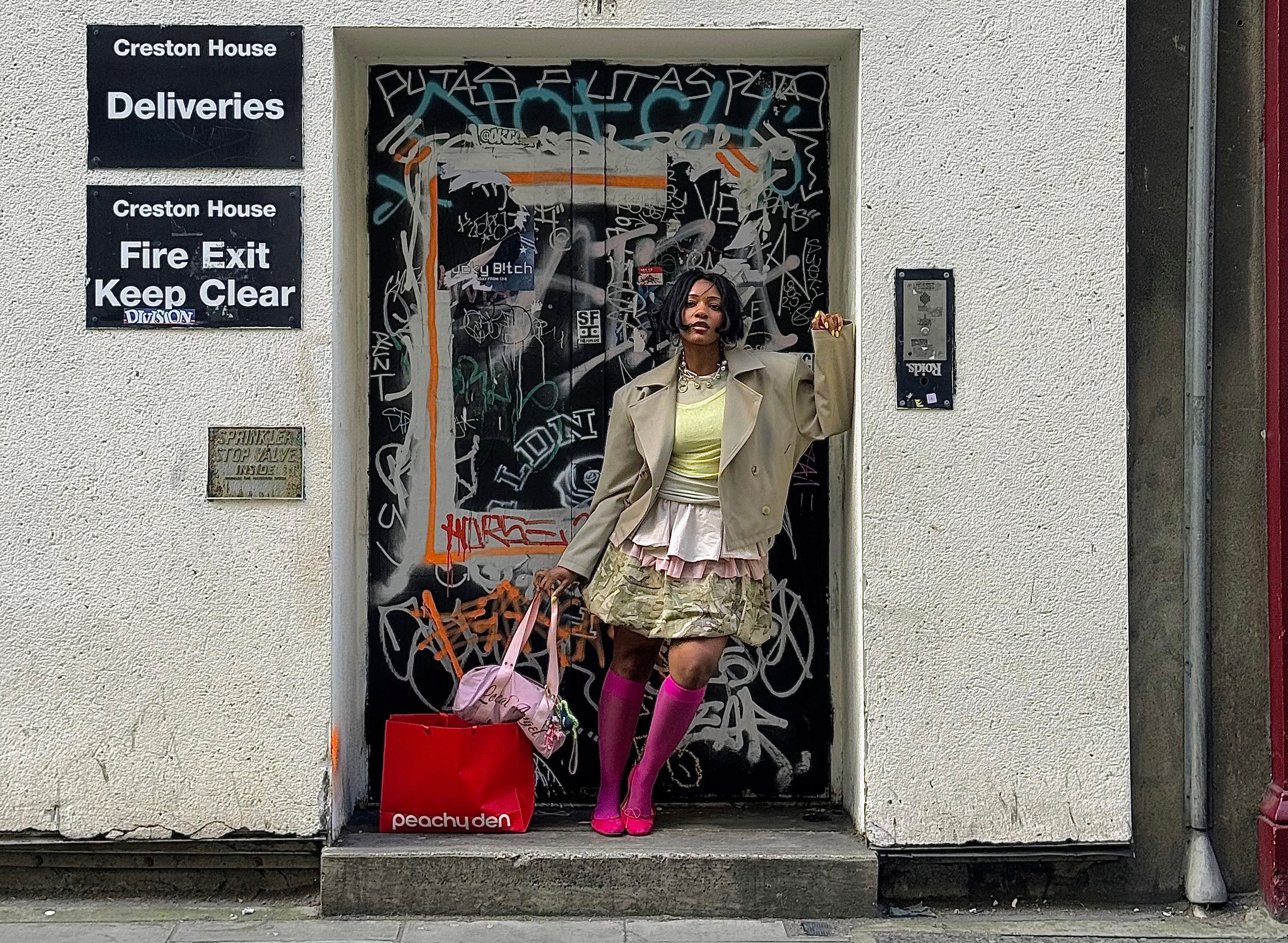 Expert techniques on how to take better fashion photos and videos on your phone