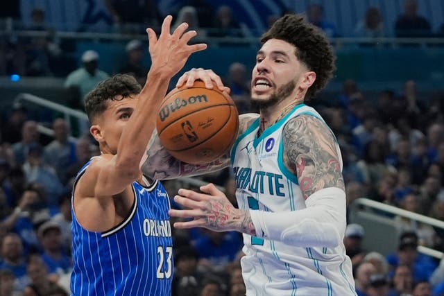 HORNETS-MAGIC