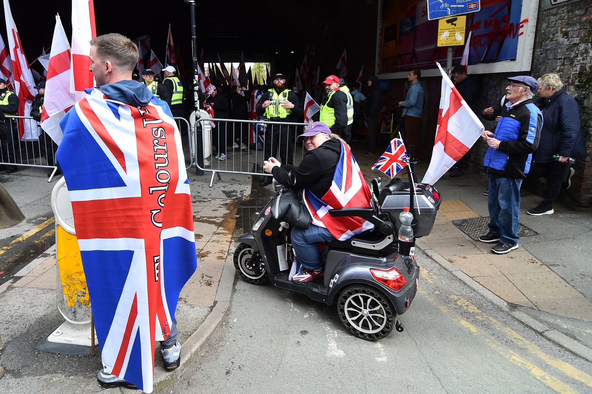 Britain First march – live: Manchester police brace for far-right rally