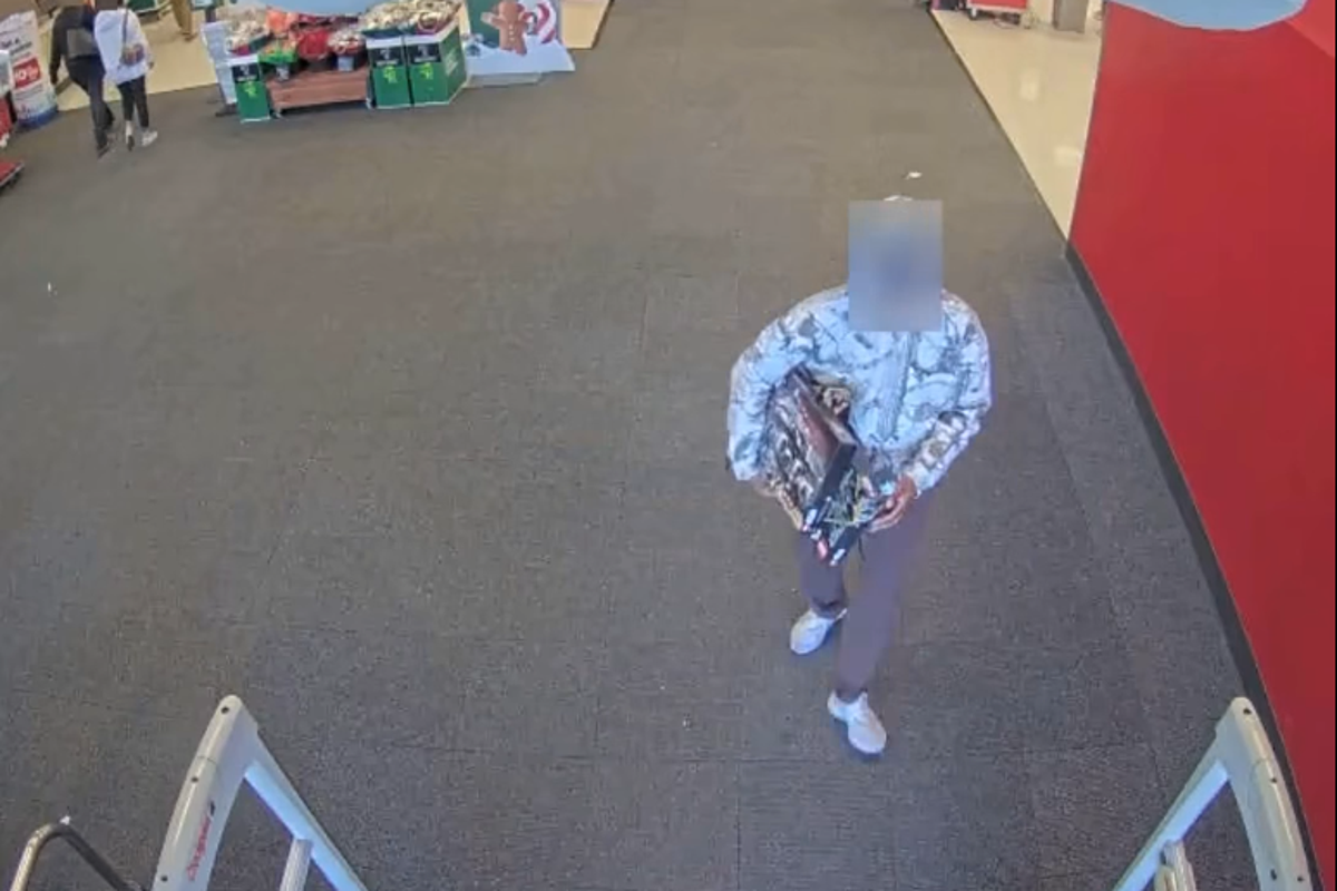 California man accused of stealing $34,000 worth of Lego and returning the boxes filled with pasta California man accused of stealing $34,000 worth of Lego and returning the boxes filled with pasta