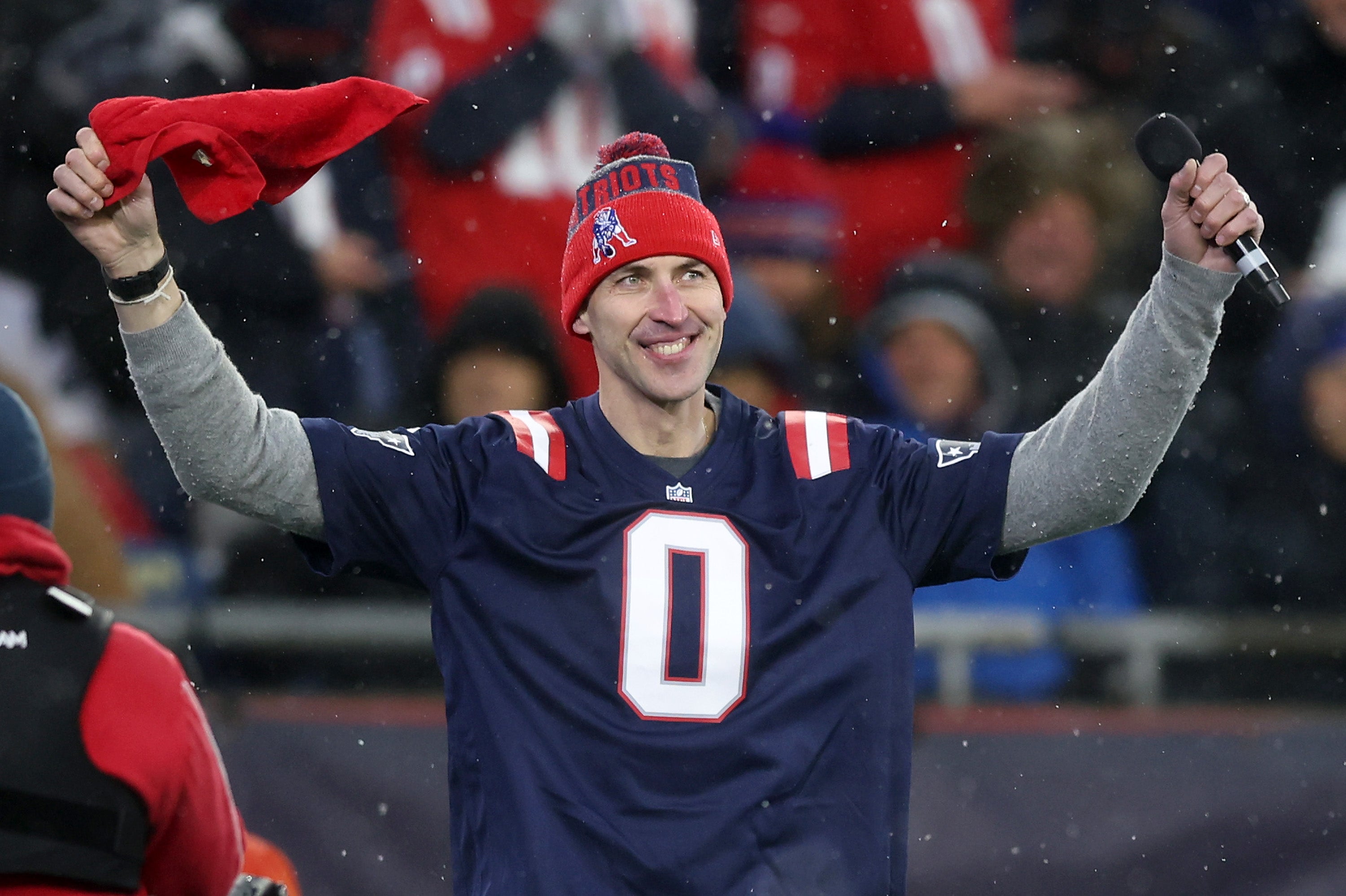 Former Boston Bruins hockey player Zdeno Chara will run his third Boston Marathon in four years