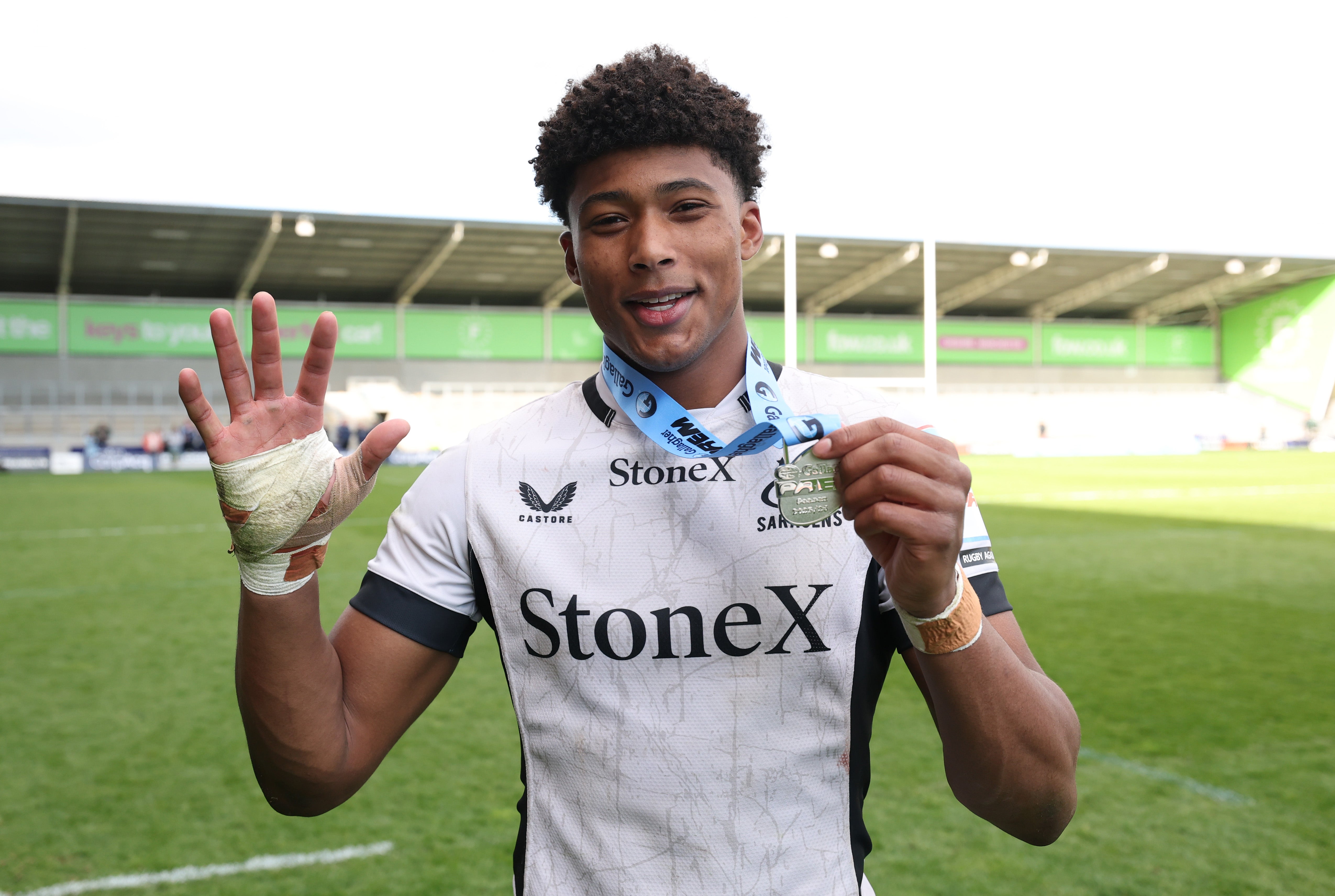 Young winger Noah Caluori earned man-of-the-match honours for his five-try display