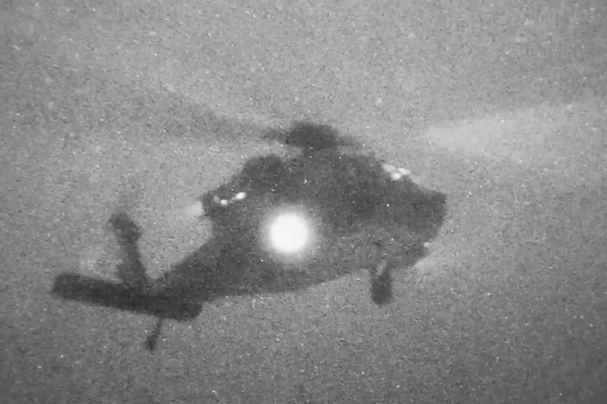 How daring US raid of Iranian tanker unfolded in six-hour standoff in the Strait of Hormuz – UK Times