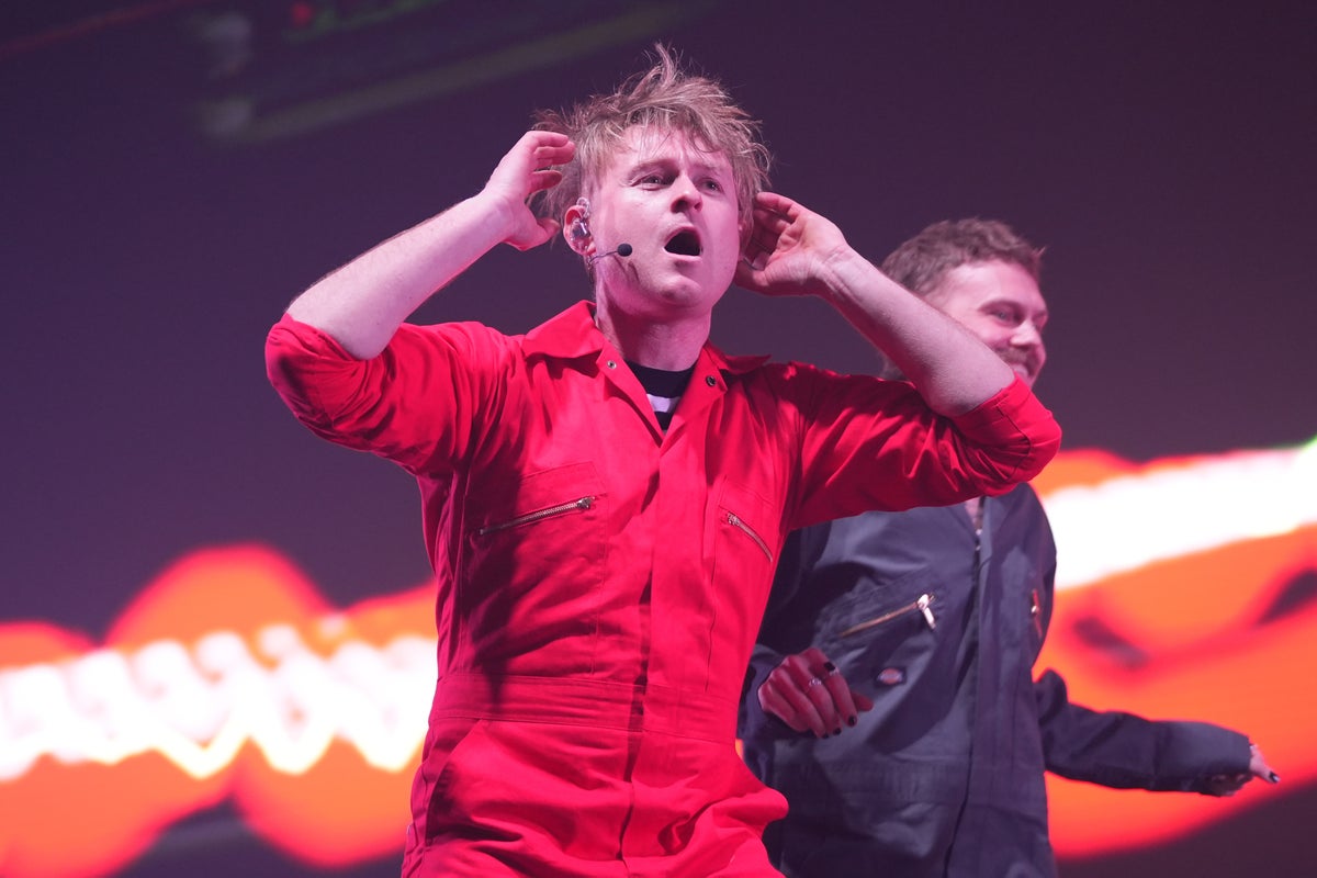 Look Mum No Computer makes candid admission at live Eurovision performance 