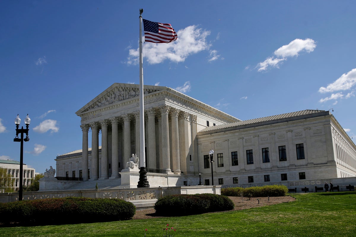 Supreme Court revives wounded veteran’s lawsuit against a contractor over suicide bombing