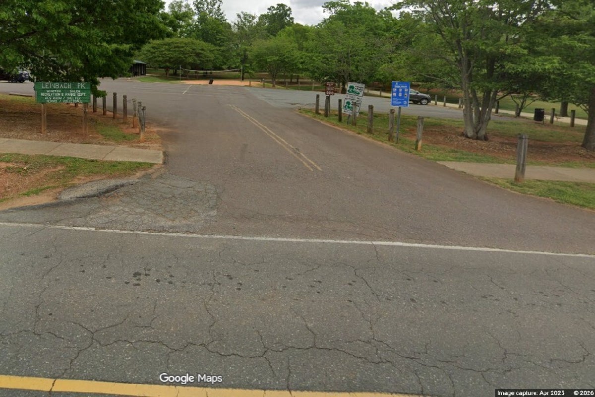 Shooting in park near North Carolina school leaves two dead and several hurt – UK Times Shooting in park near North Carolina school leaves two dead and several hurt – UK Times