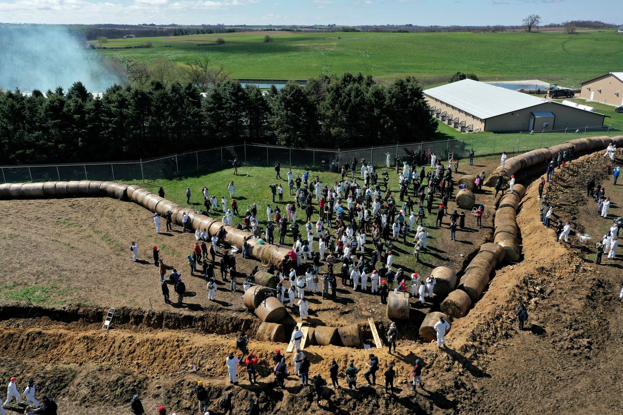 Animal rights activists attempt to break into Ridglan Farms beagle breeding and research facility on Saturday, April 18, 2026