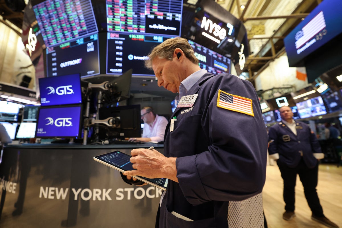 Oil prices fall amid hopes over US-Iran peace talks | The Independent