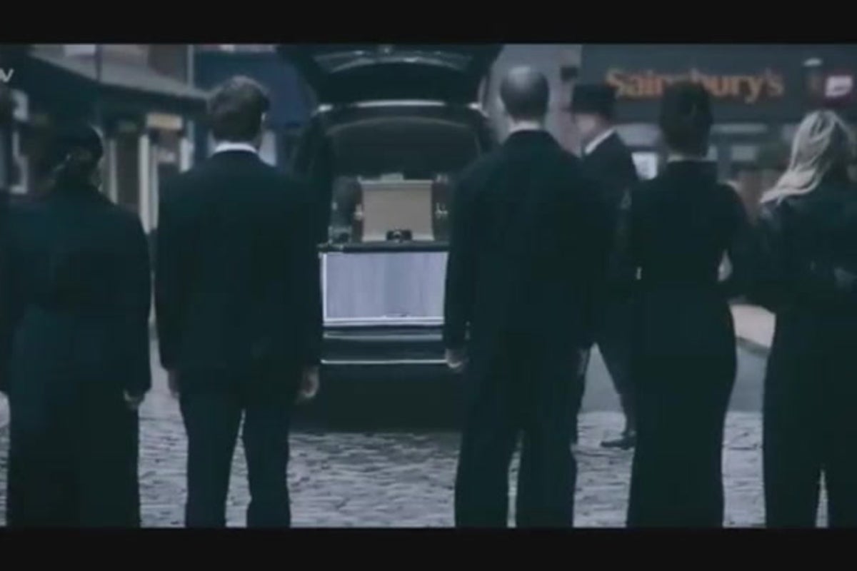 Coronation Street hints at shock death as Betsy makes grim discovery