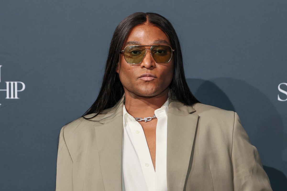 Zendaya’s stylist mocked after sharing public complaint about premium Delta seat