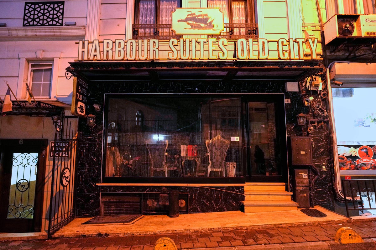 6 stand trial in Istanbul over insecticide poisoning deaths of Turkish-German family