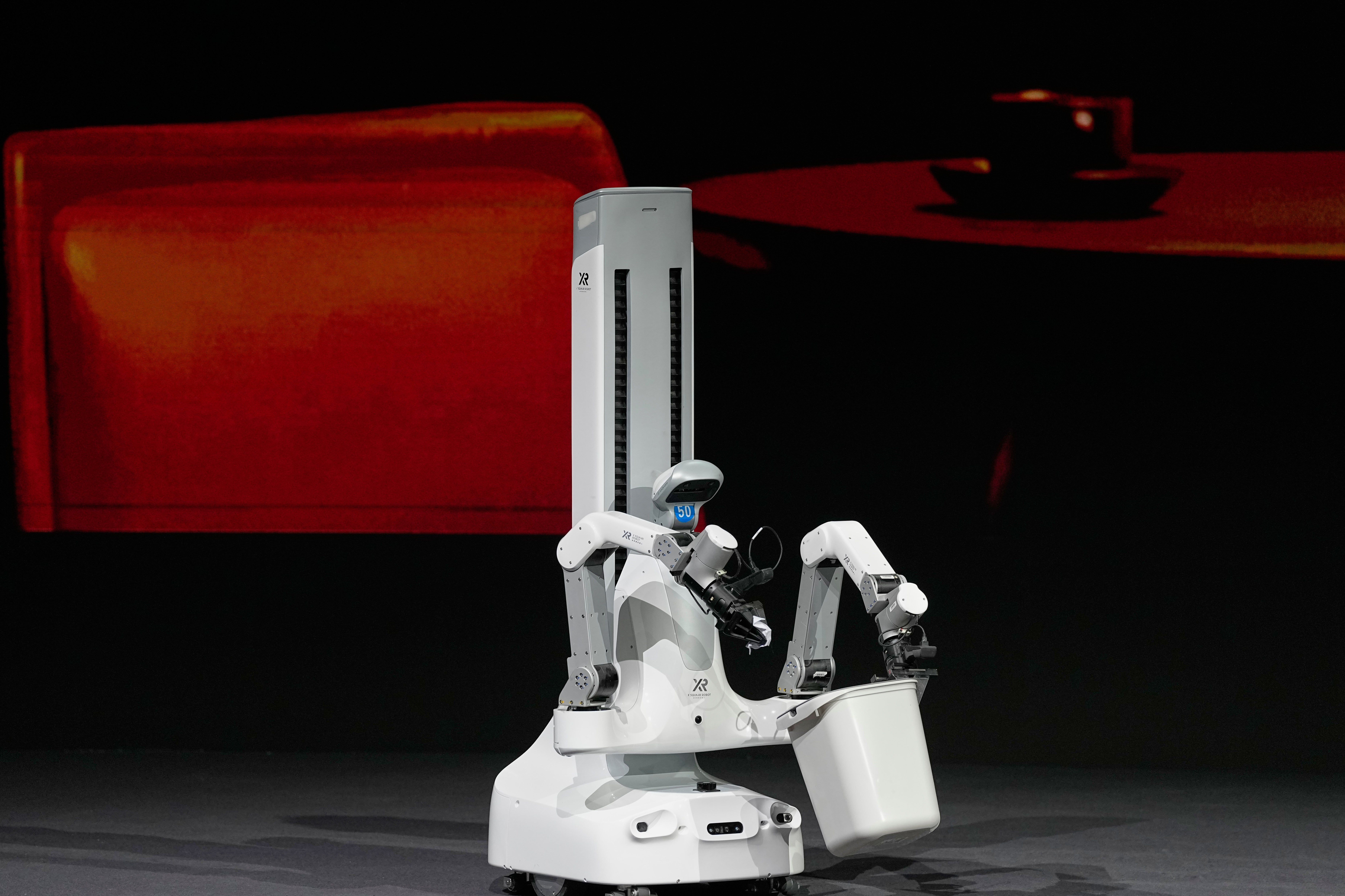 X Square Robot Debuts QUANXTA Zero to Scale Embodied AI Training