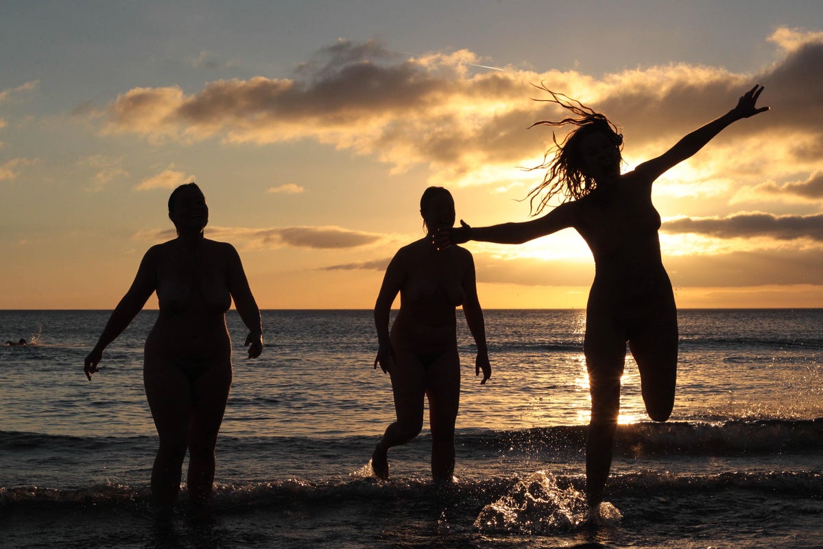 Festivalgoers told to wear clothes after mix-up over naturalist event