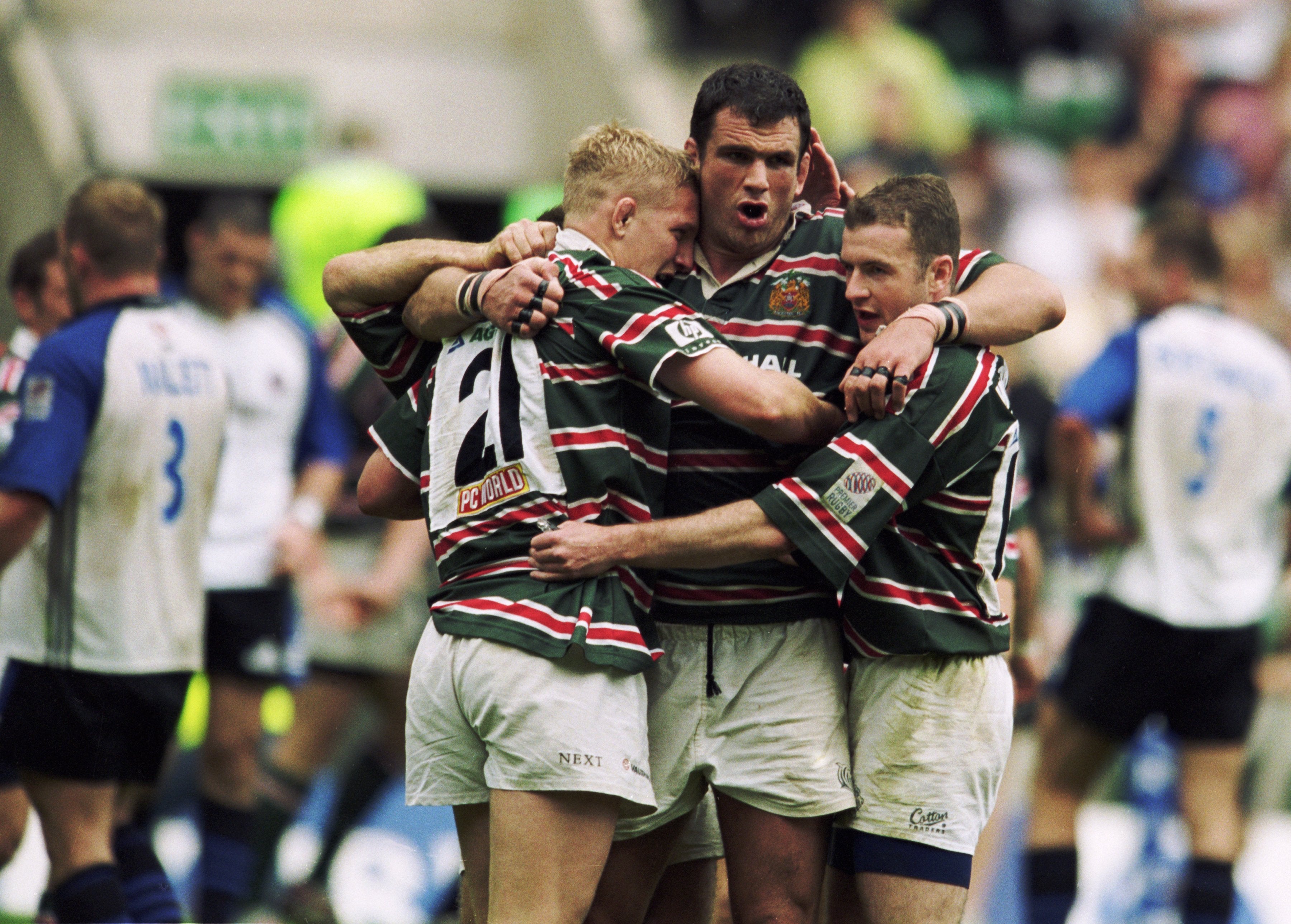 Martin Johnson (centre) has thrown his support behind former Leicester and England teammate Lewis Moody (left)