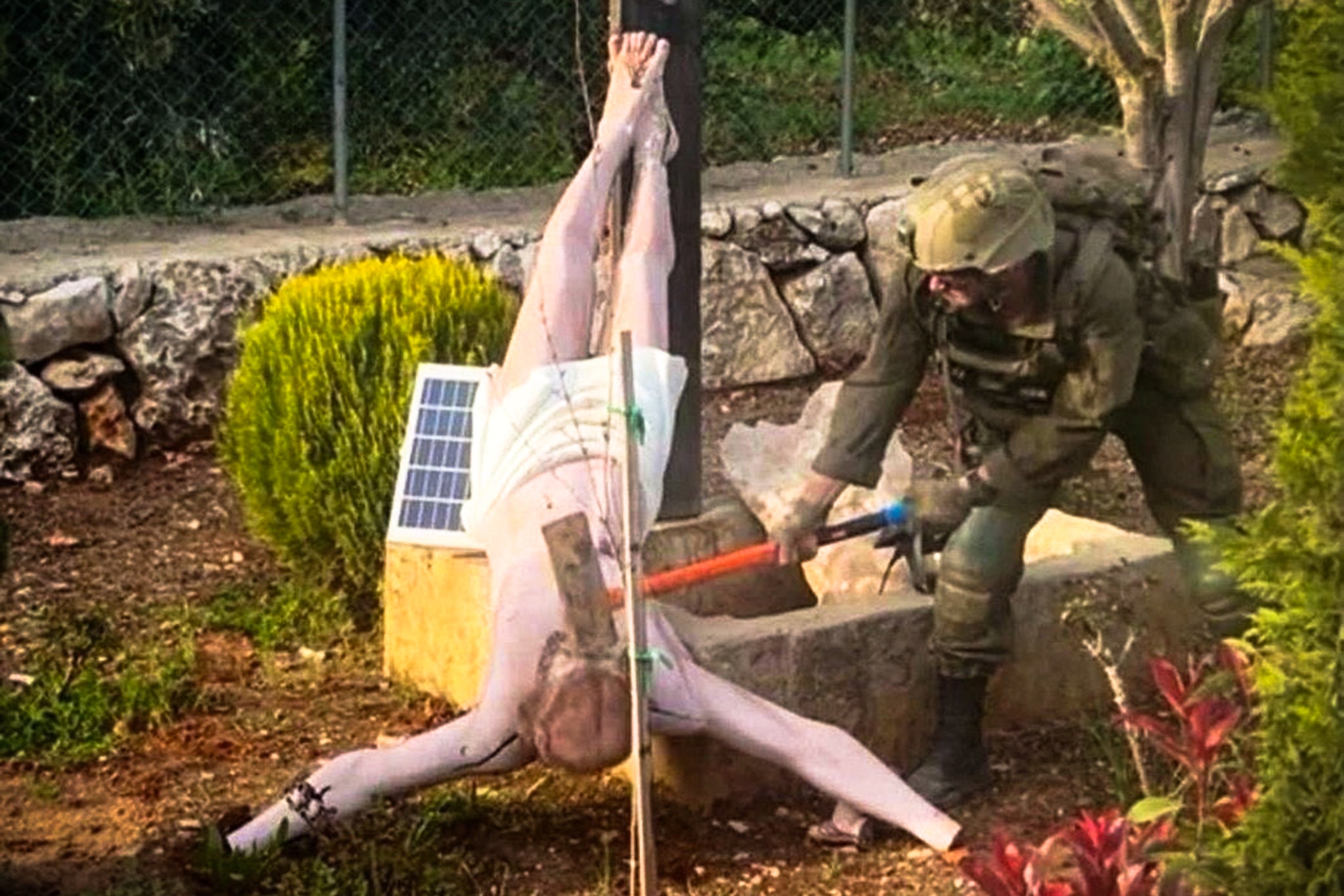 Israeli soldier jailed for smashing Jesus statue with an axe in Lebanon