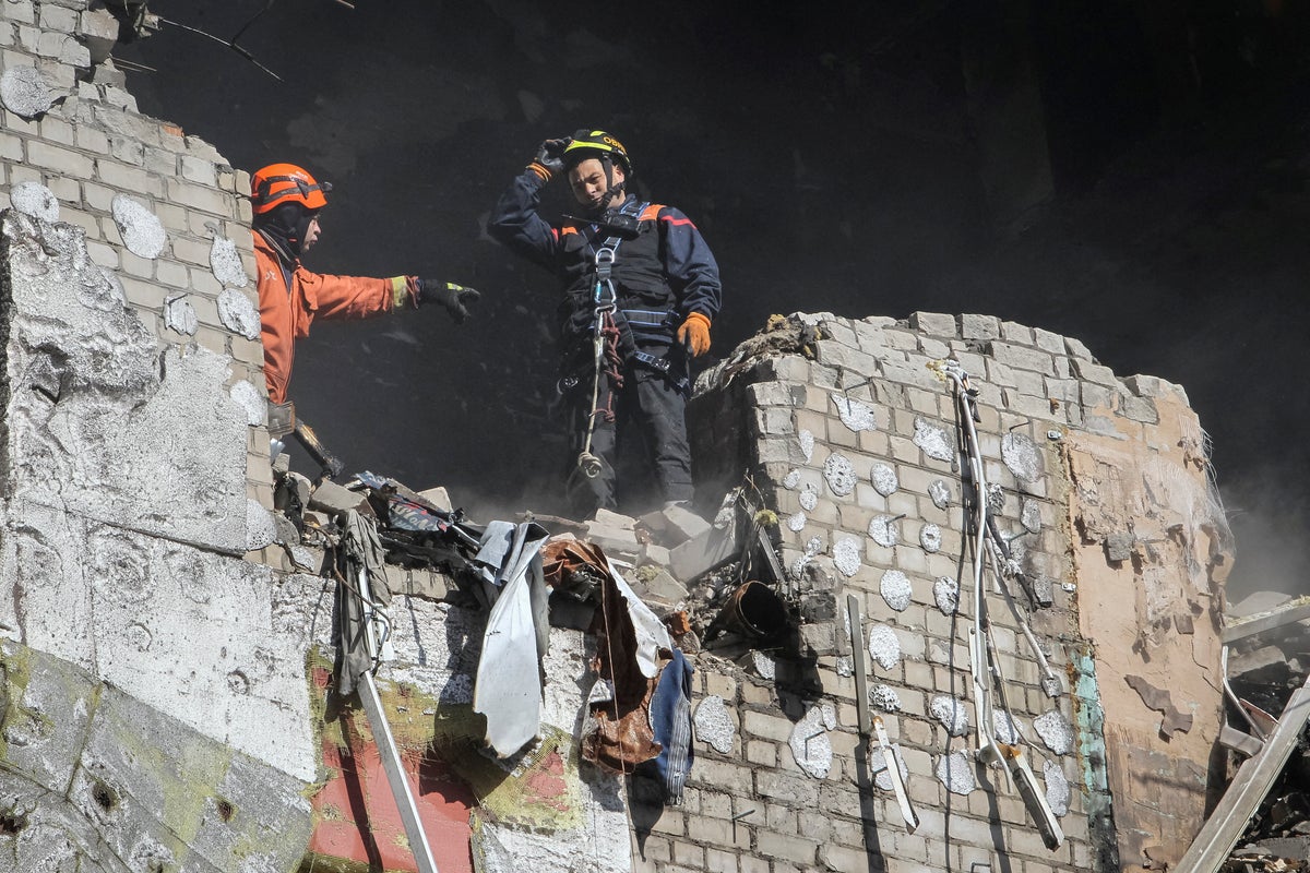 Russian drone attack on major Ukrainian city kills three and injures 10 ...