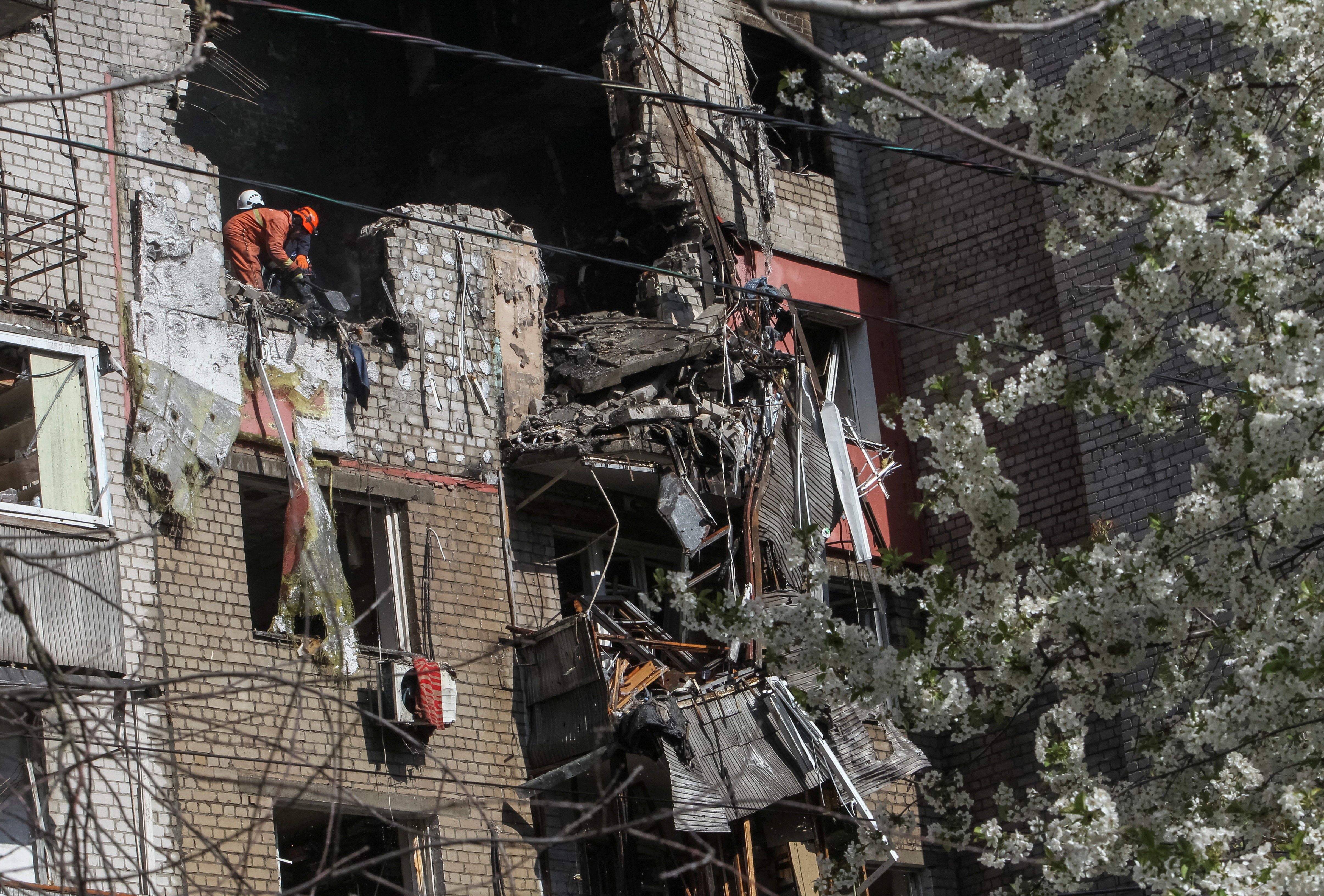 The strike killed three, according to Ukrainian officials