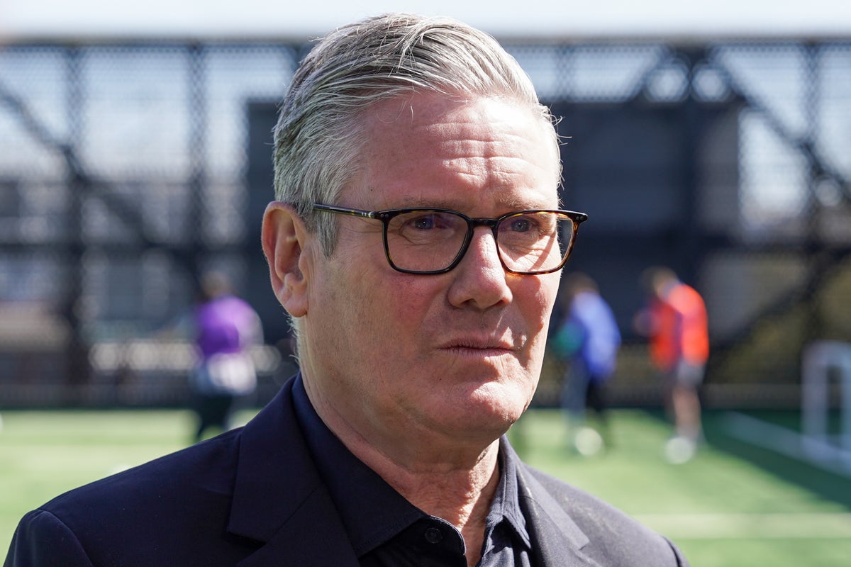 Embattled Starmer hits out at his opponents over Mandelson vetting row