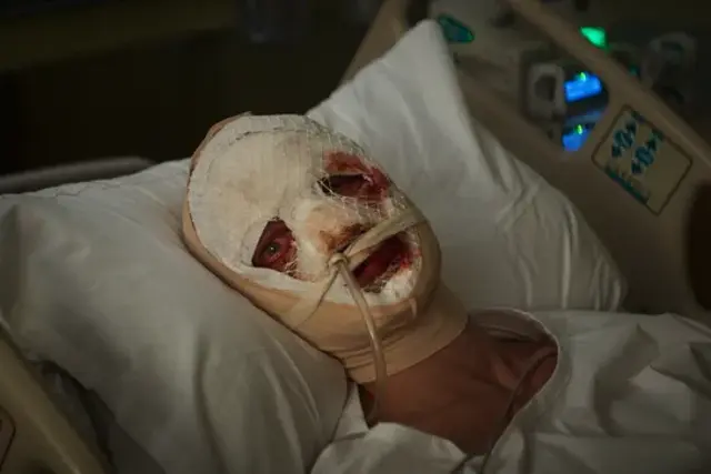 <p>Imagen del tráiler de ‘Clayface’</p>