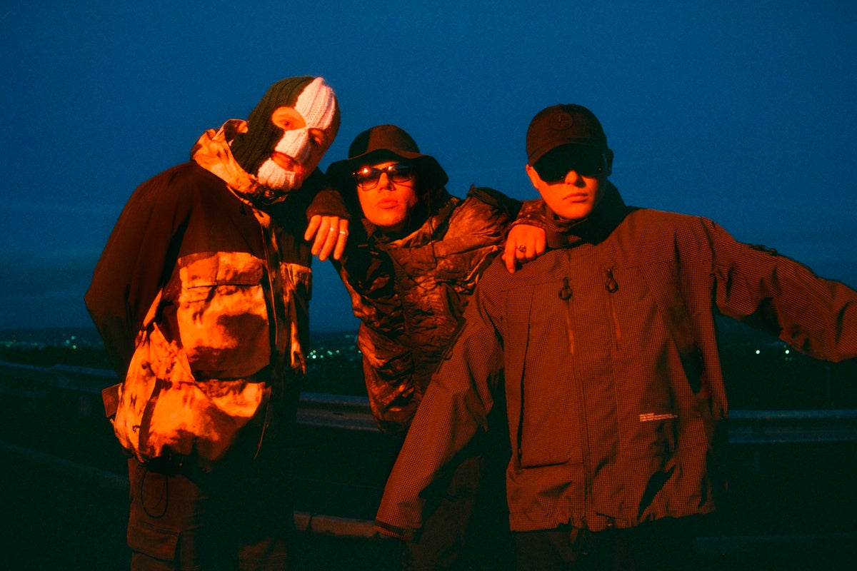 Kneecap, Fenian review – Irish rap trio save the worst for Keir Starmer on this frenetic, bluntly political third album