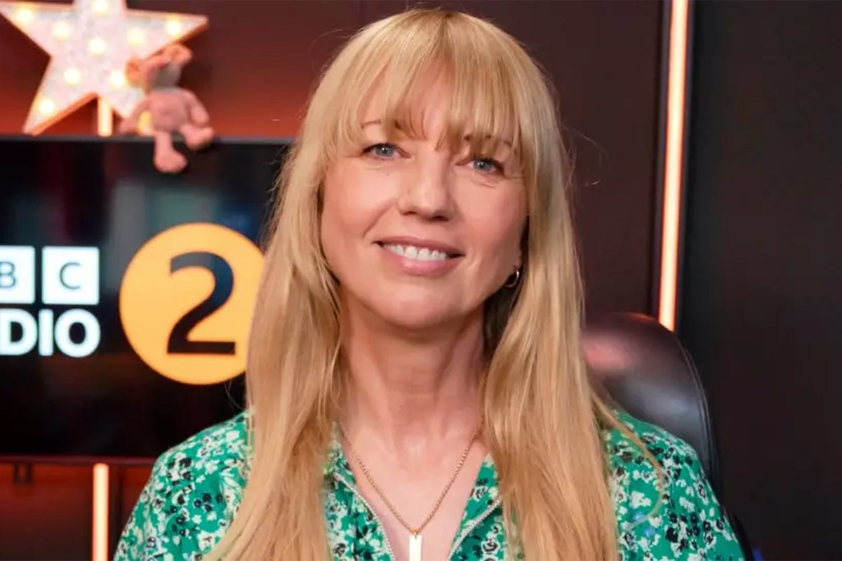 Sara Cox announced as Scott Mills’ replacement on BBC Radio 2 show