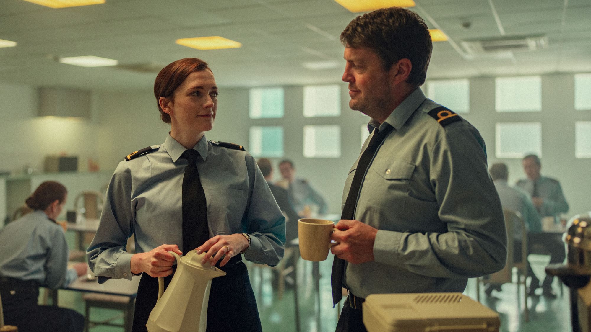 À beira de uma grande mudança: Charlotte Ritchie e Tom Burke em 'Legends'