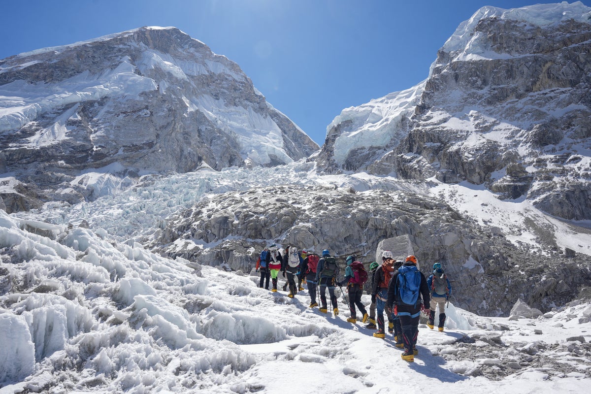Everest climbing season under threat as huge glacier blocks main route