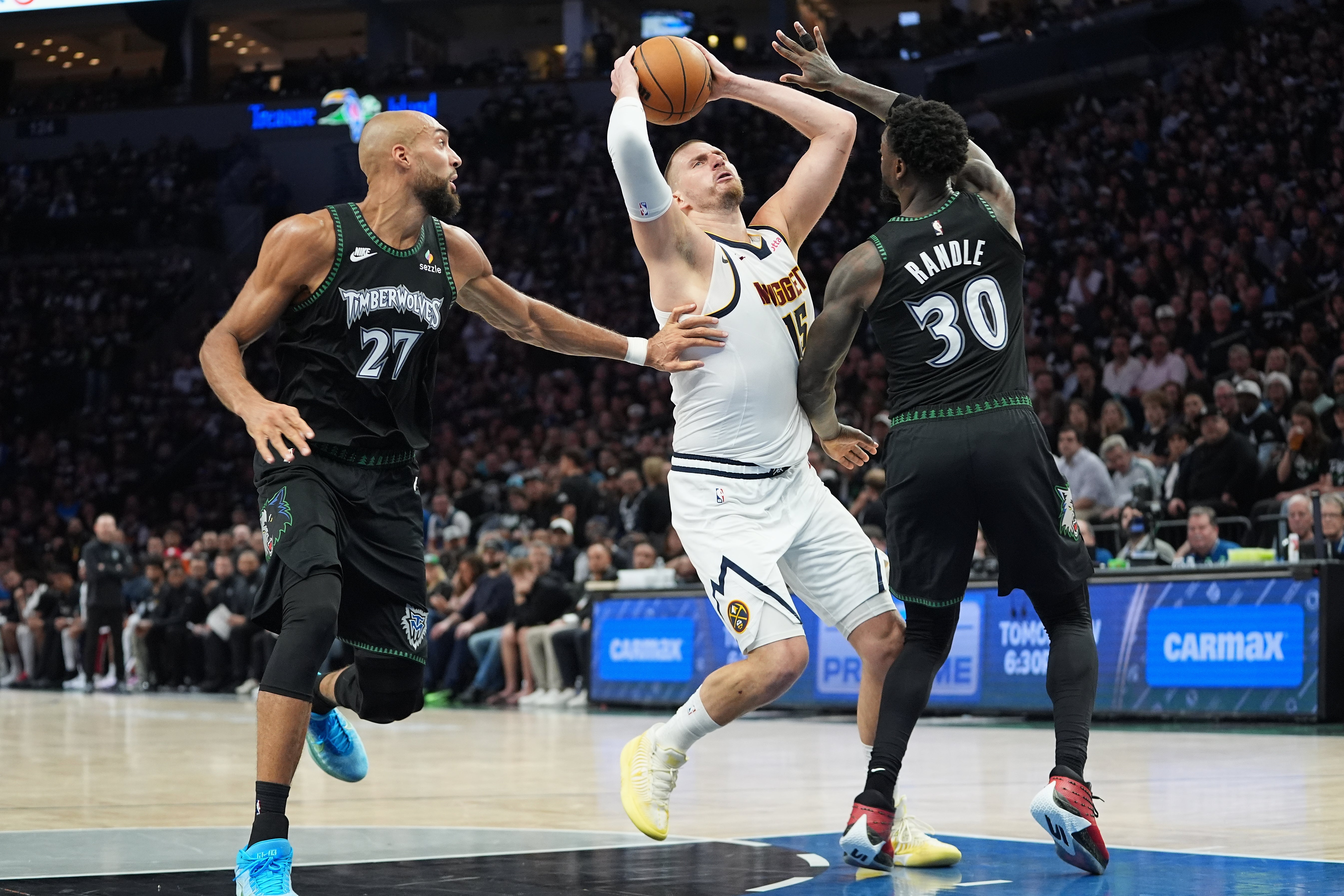 NUGGETS TIMBERWOLVES