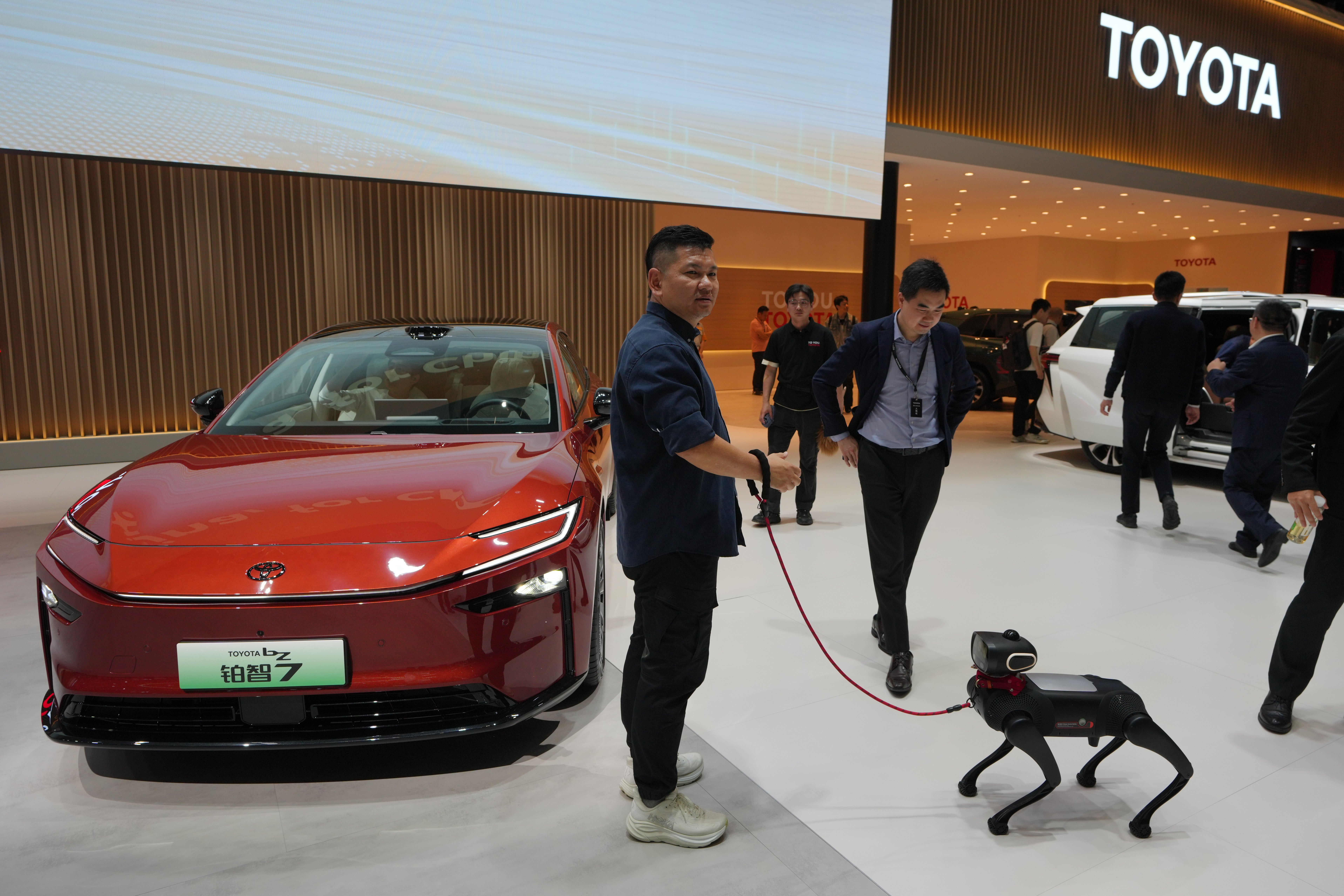 independent.co.uk - Han Guan Ng - At Beijing auto show, Chinese carmakers flaunt new technologies as global competition heats up