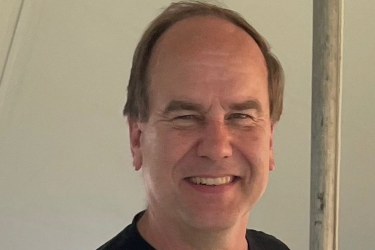 Family sues theater after man died days after falling on his way out