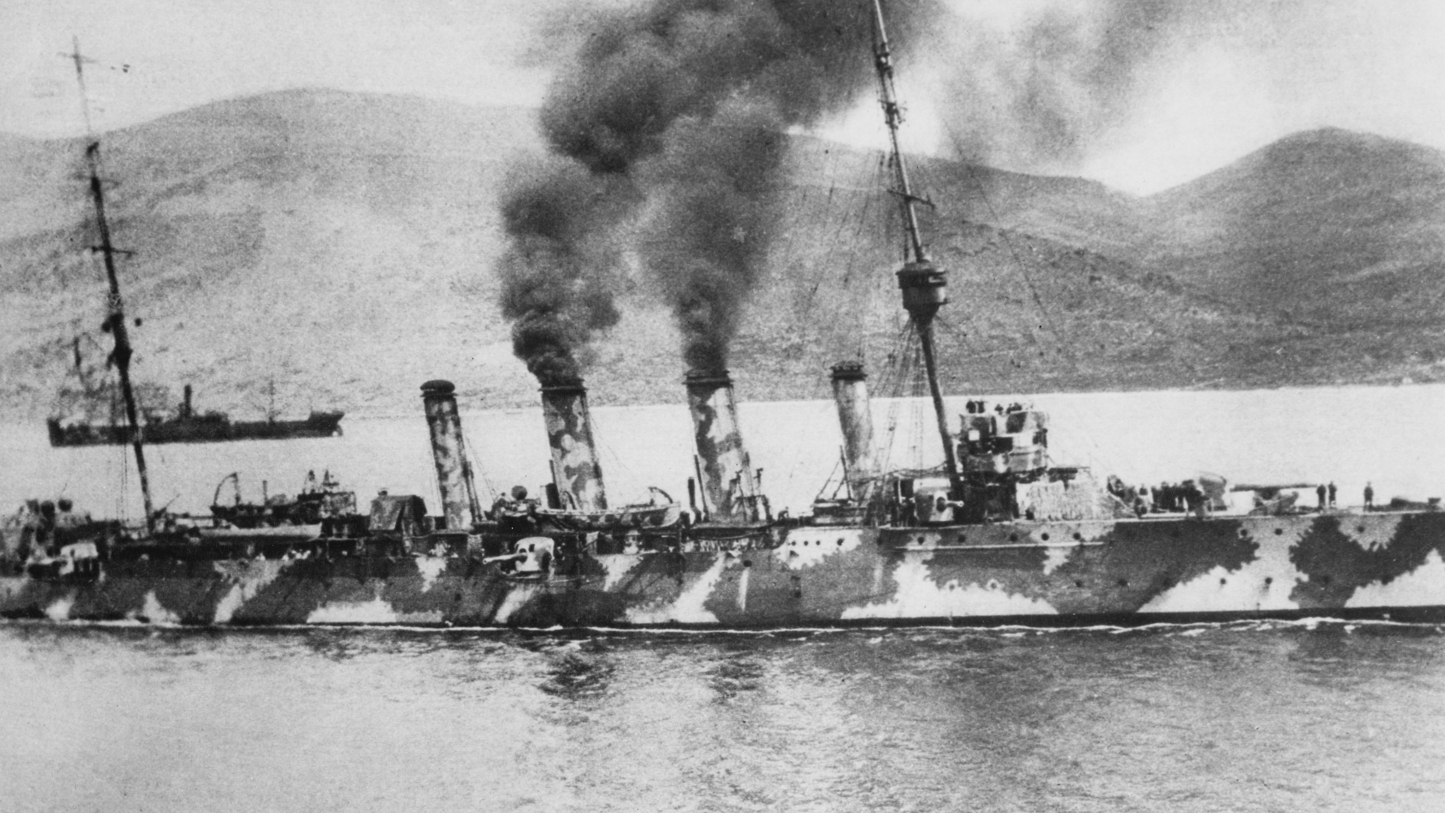 A Royal Navy cruiser painted in dazzle camouflage in the Dardanelles, 1915