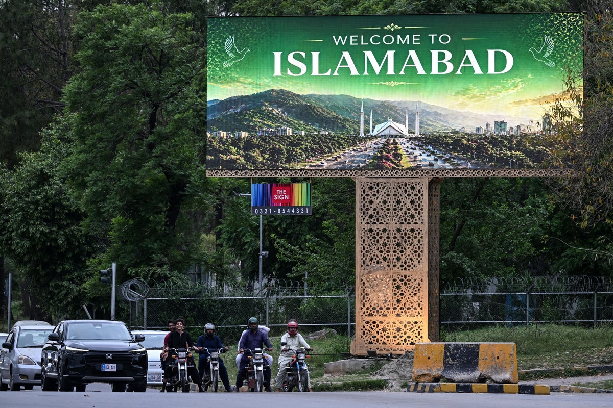 Trump officials head to Pakistan for Iran peace talks without JD Vance