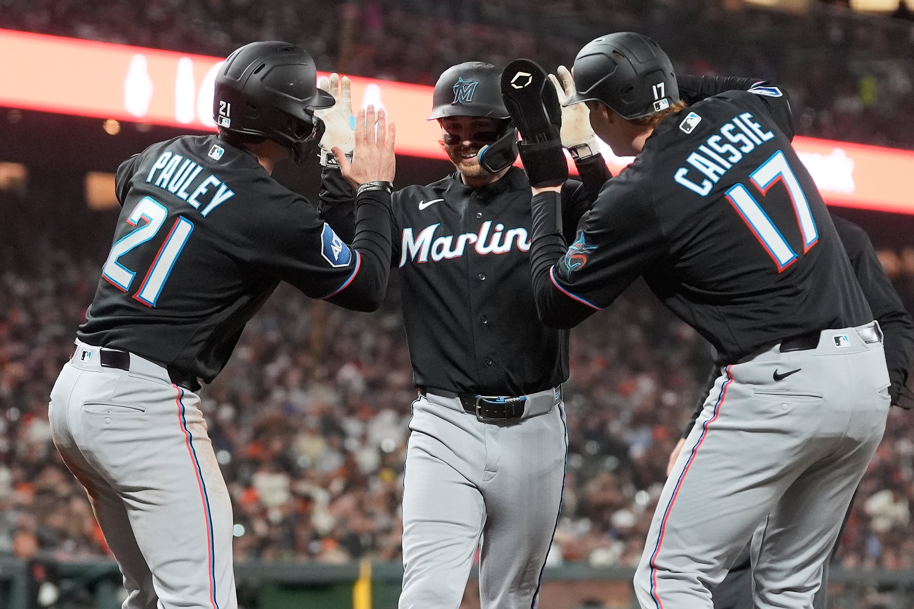 MARLINS-GIGANTES