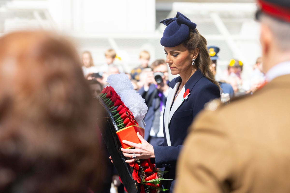 Princess of Wales lays wreath at Cenotaph to mark Anzac Day