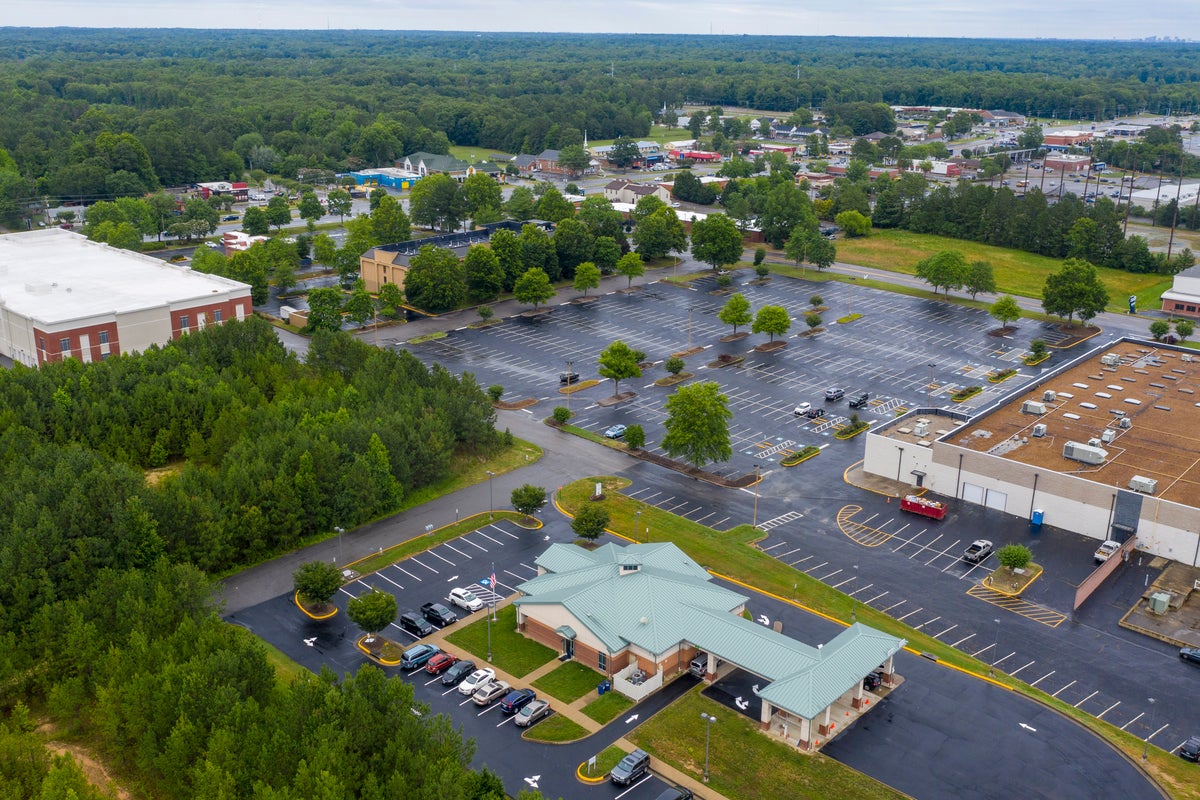 A bank robber's cellphone gave him away. Now the Supreme Court is hearing his case