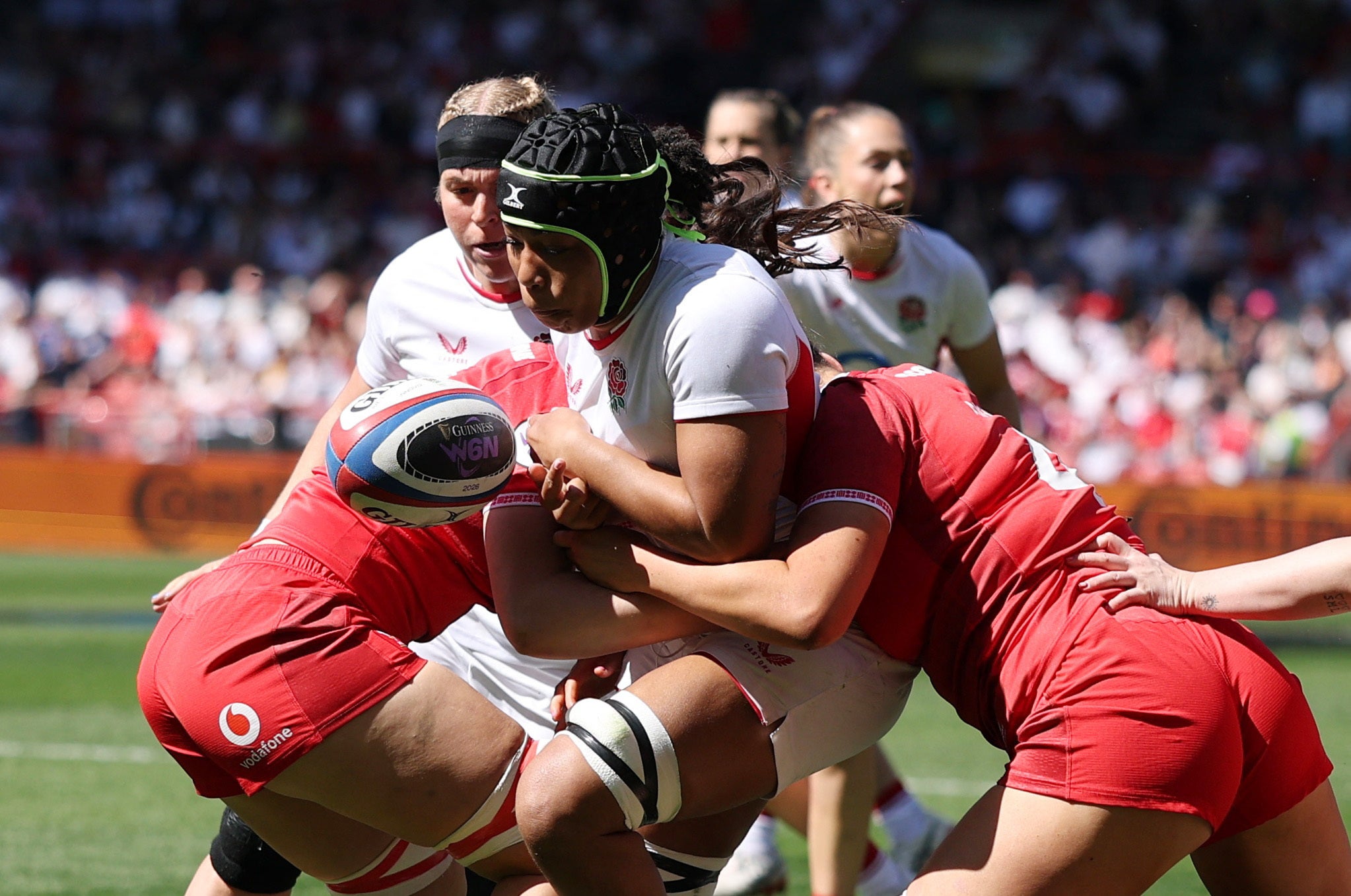 Flanker Sadia Kabeya suffered a shoulder injury in England's win