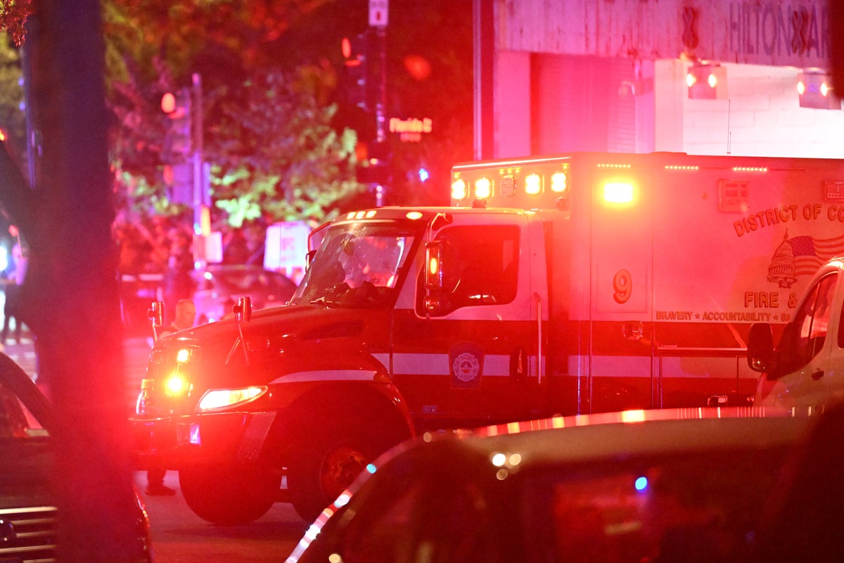 Witness describes seeing White House dinner shooting suspect pull out ‘long gun’ as he rushed toward ballroom – UK Times