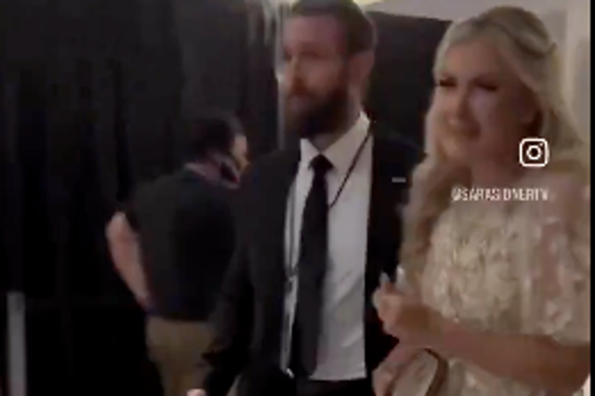 Distraught Erika Kirk hid under table after gunfire erupted at WHCA Dinner before crying: ‘I just want to go home’ – UK Times Distraught Erika Kirk hid under table after gunfire erupted at WHCA Dinner before crying: ‘I just want to go home’ – UK Times